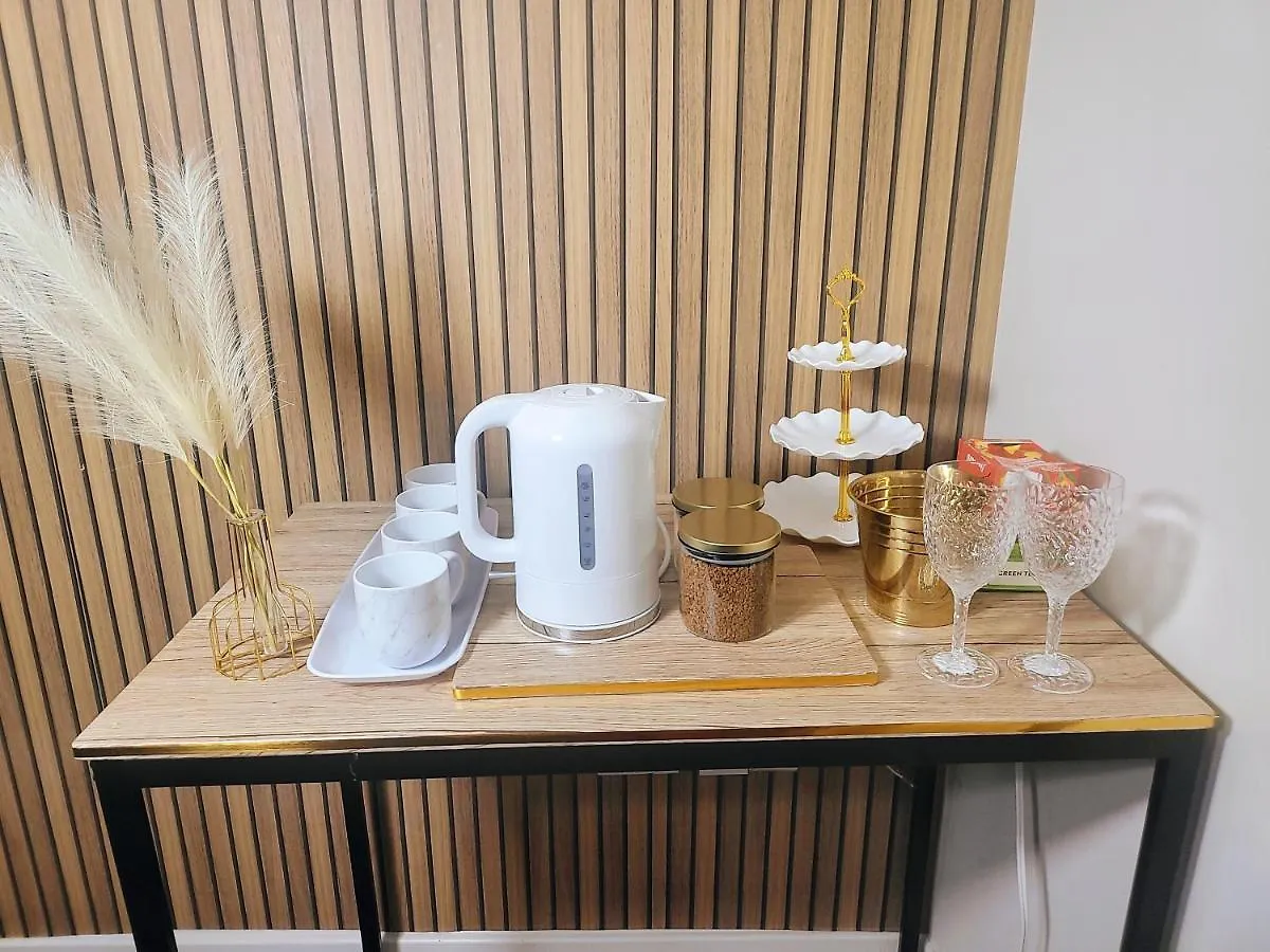 Jesse 2 Bedroom Apartment By Get Dunstable 0*,  United Kingdom
